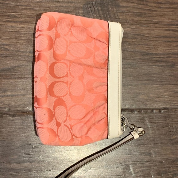 Coach wristlet - Picture 2 of 3